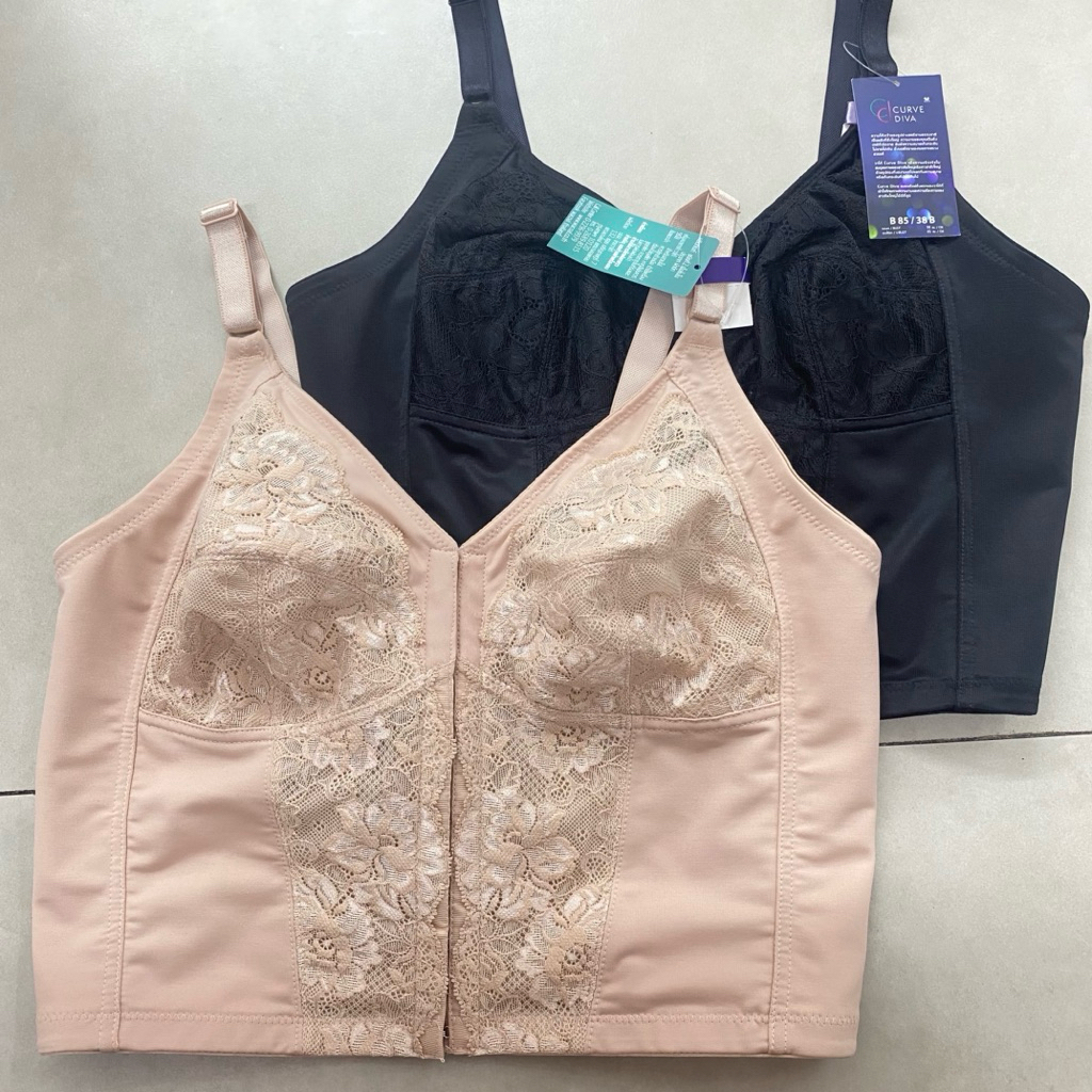 Wacoal เสื้อชั้นในรูปแบบเต็มตัว ไม่มีโครง ตะขอหน้า รุ่น WQ1220,WQ1222