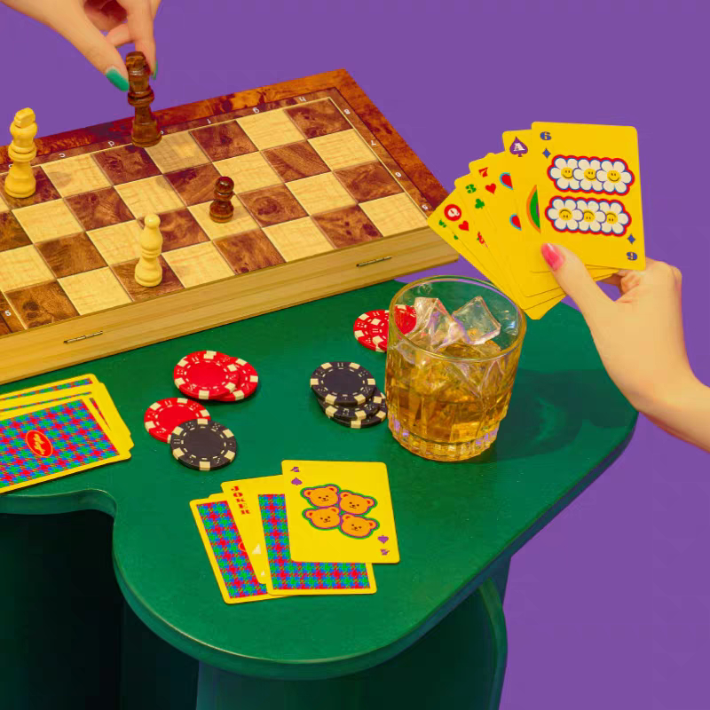 WIGGLE WIGGLE TRUMP CARD