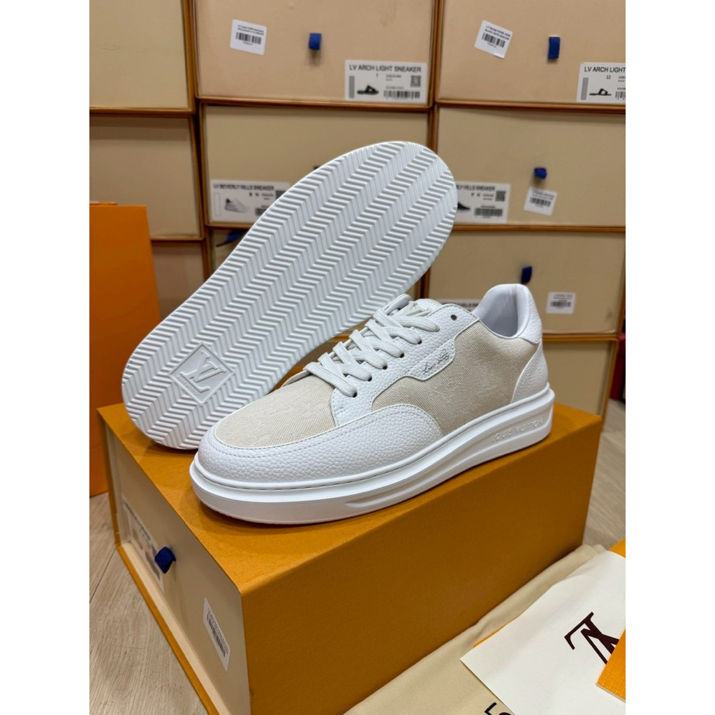 [ พร้อมส่ง ] LV Trainer Sneaker Size 40 - 46 [ ORI ]