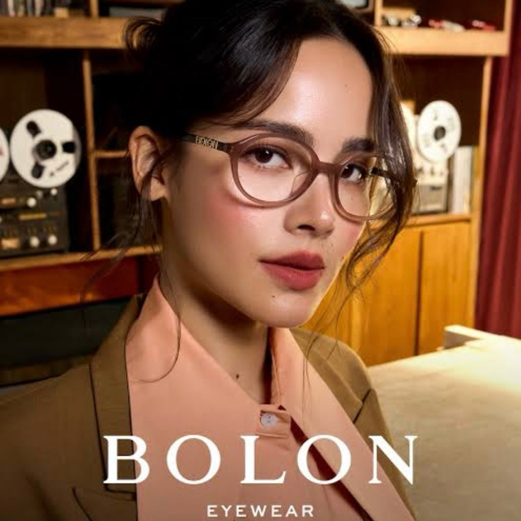 BJ 3205 กรอบแว่นตา BOLON แท้ รับประกันบริษัทแว่นสายตา แว่นผู้หญิง พร้อมเลนส์ กรองแสง ออโต้ บลูบล็อค 