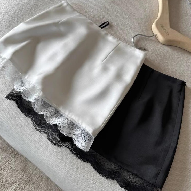 Chili Koko กระโปรงผู้หญิง สีพื้น แต่งลูกไม้  กระโปรงผ้าซาติน (มีซับใน) 99067