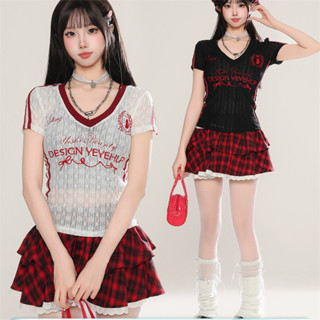 เสื้อแขนสั้นทรงเข้ารูปสไตล์ย้อนยุคไหล่ตรงสีตัดกันเย็บปักลายส…