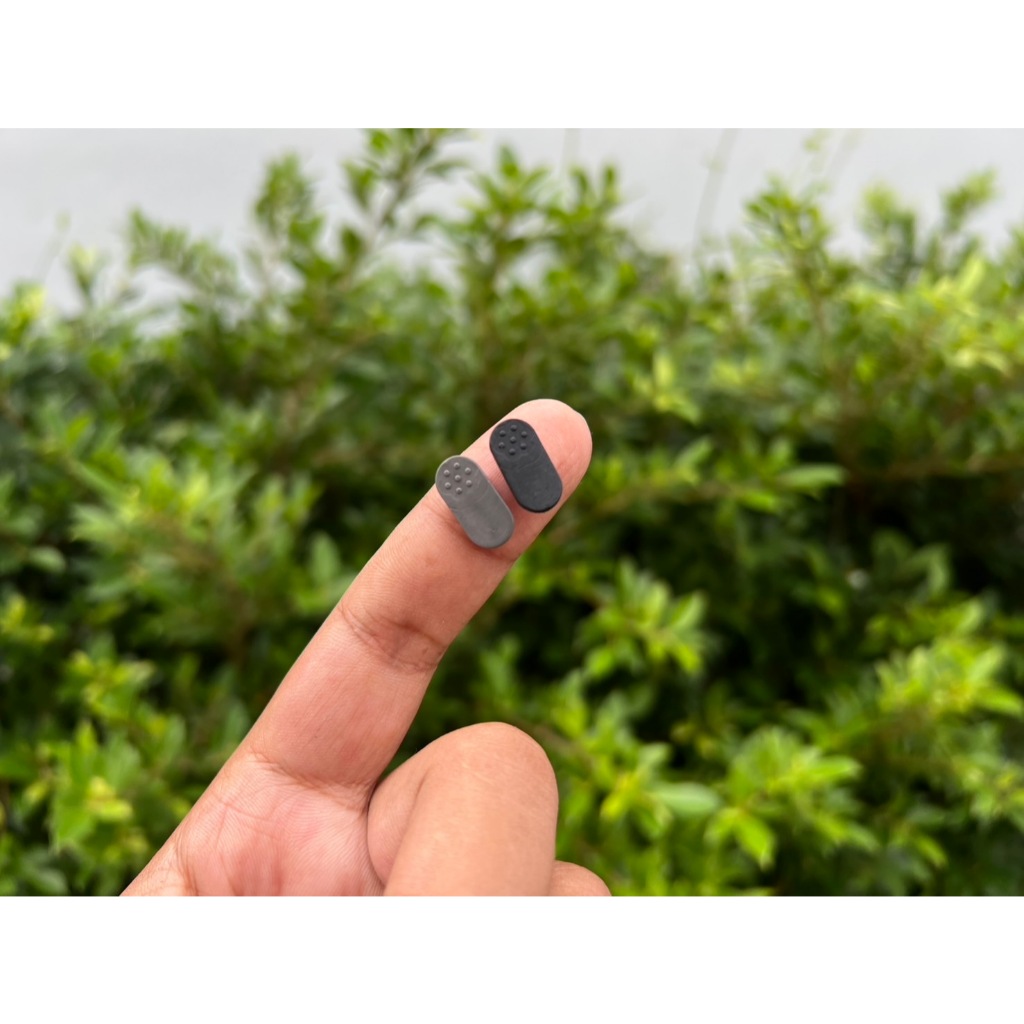 ยางด้านล่างแบตเตอรี่ Canon EOS M50 M50II M50 Mark II M6 M6 Mark II M6II M100 M200