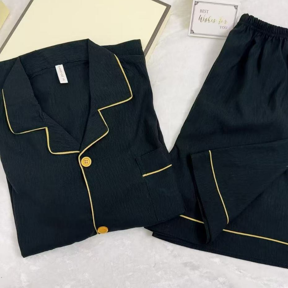 3333-1B ชุดนอนผู้ชาย แขนสั้นขาสั้นผ้าคอตตอน แต่งสีตรงขอบเสื้อ เนื้อผ้านุ่มลื่นใส่สบาย (สินค้าพร้อมส่ง)