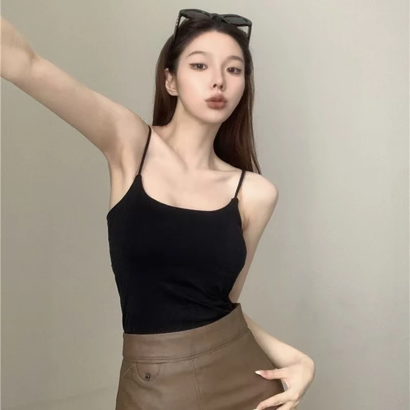 เสื้อสายเดี่ยว ตัวยาว มีฟองน้ำ เย็บติด ฟรีไซต์ สีสวย ไร้ขอบ ใส่สบาย รหัส