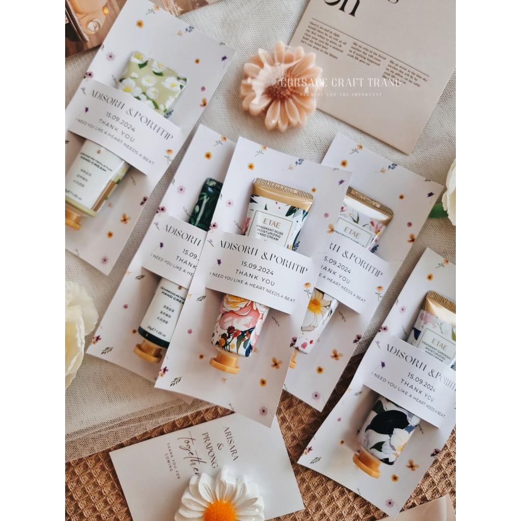 แฮนด์ครีม พร้อมกระดาษรอง ขนาด 30ml (Flowers Editions)