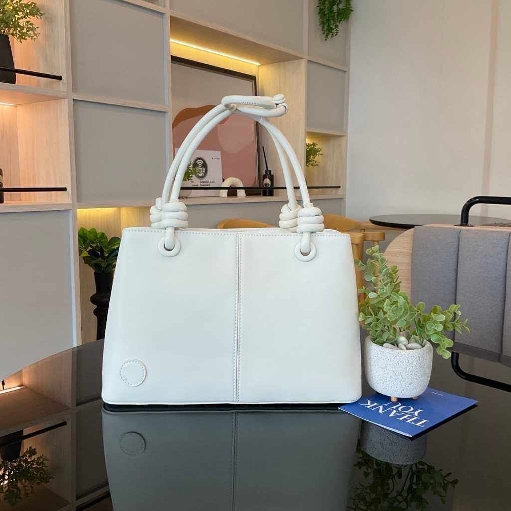 GARMENTI "MEDIUM" CARRY ALL