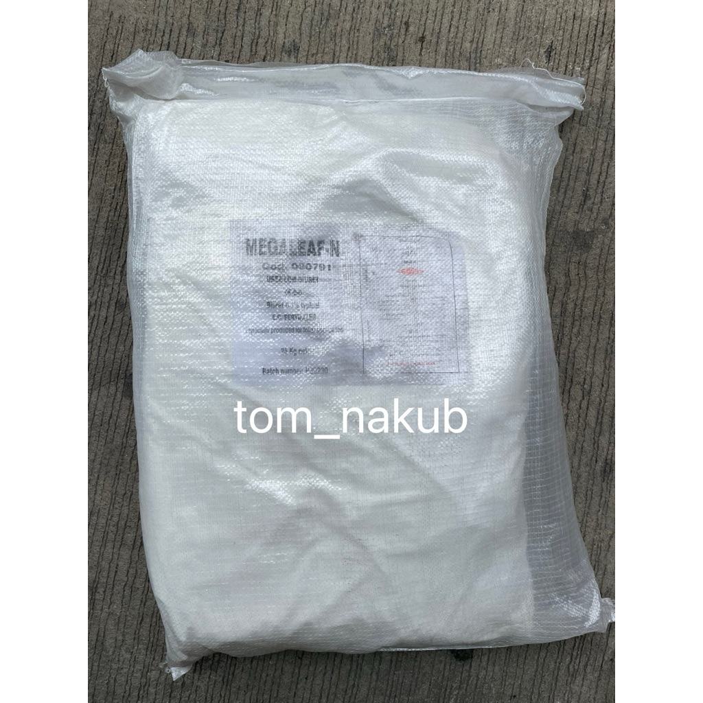1 กระสอบ 25 kg Megaleaf-N ปุ๋ยเกล็ดยูเรีย เวสโก้ เมก้าลีฟ-เอ็น (46-0-0) แบบผง