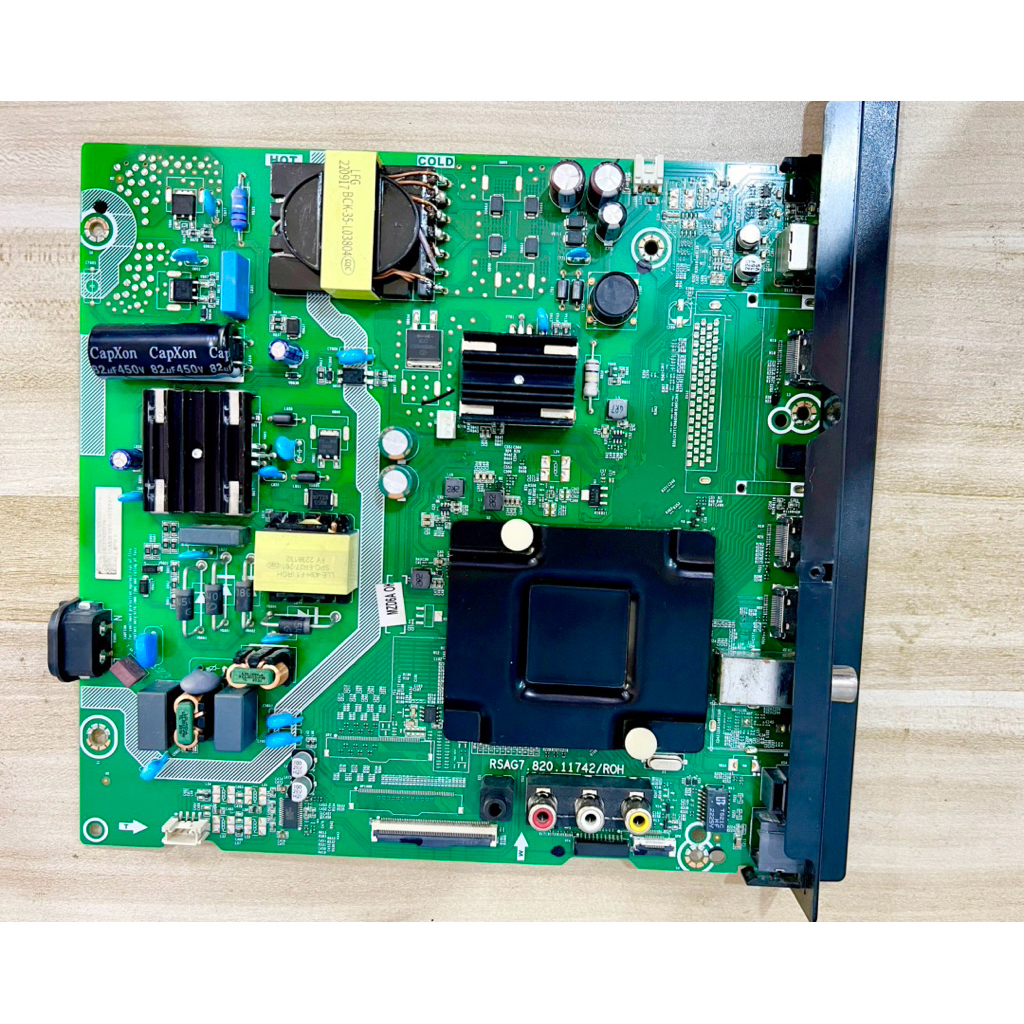 เมนบอร์ดTV Hisense รุ่น 55E6H  สินค้ามือสองใช้งานได้ดี