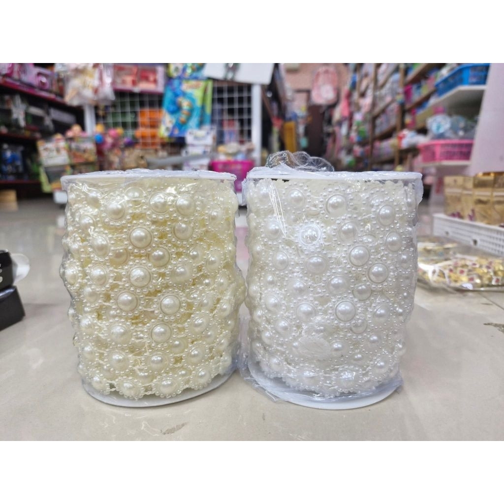 มุกเทียม มุกลูกปัดมุกเส้น งานdiy มุกแต่งเหรียญโปรยทาน 16มม ยาว1 หลา