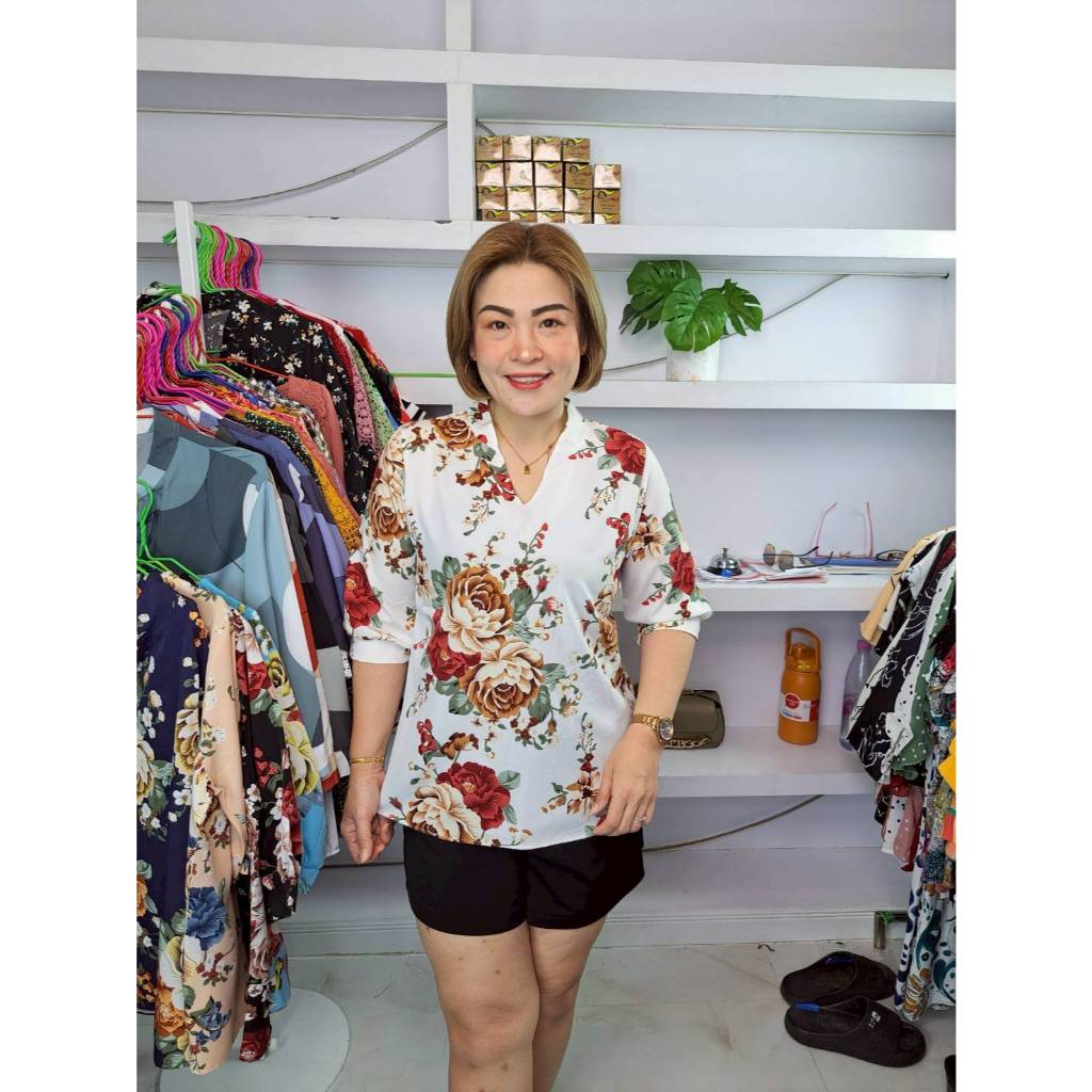 **พร้อมส่ง**A1///เสื้คออจีนแขนศอกดอกกุหลาบผ้าไหมอิตาลี ฟรีไซ38-42นิ้ว ยาว24นิ้ว หน้าผ้า42นิ้ว ราคา11