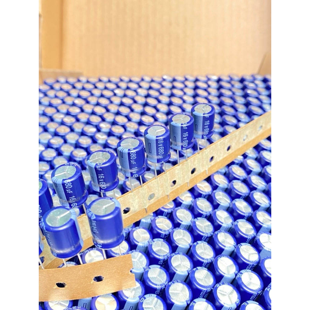 (ชุด10ตัว) C 680UF 16V 105C คาปาซิเตอร์ 680UF16VDC แบรนด์Aishi สินค้าผลิตใหม่ๆอายุการใช้งานยาวนาน10x