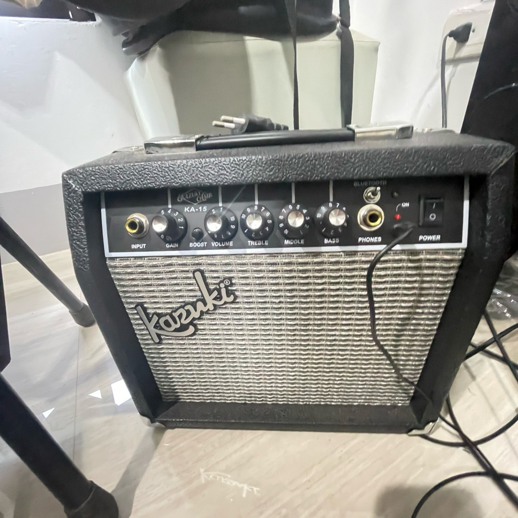 ตู้ลำโพงกีต้าร์ kazuki