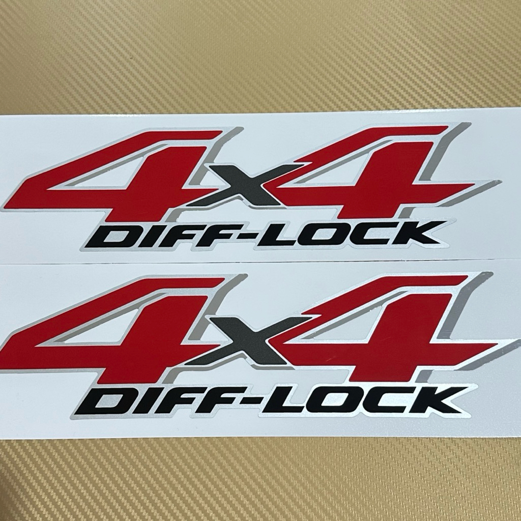 สติกเกอร์ 4x4 DIFF-LOCK ติดข้างท้ายกระบะ REVO ราคาต่อคู่