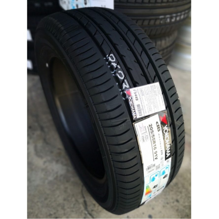 ยางใหม่พรีเมียม Yokohama DB E70 สเปค 205/55R16 ปี25 (ราคา 4เส้น)