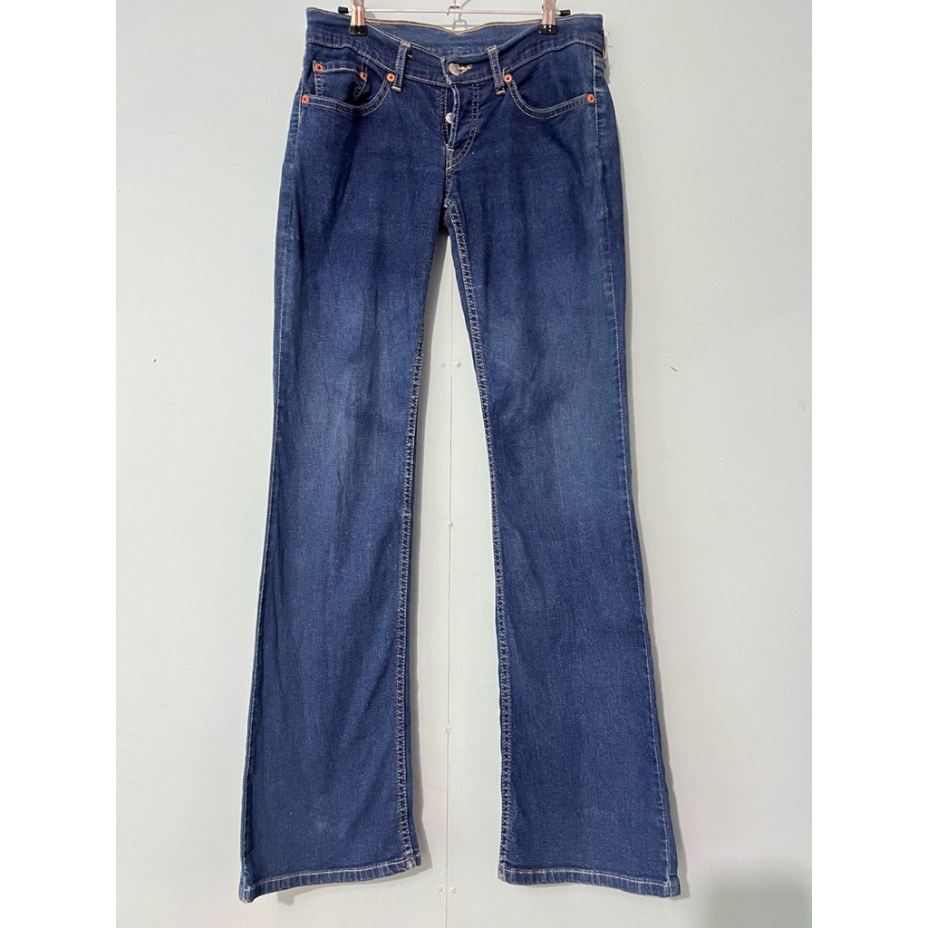 แท้ 💯 ป้าย  w29 L32 เอวต่ำ 30-32 สพ 38-42 เป้าหน้า 7 เป้าหลัง 12.5 ยาว 40  นิ้ว