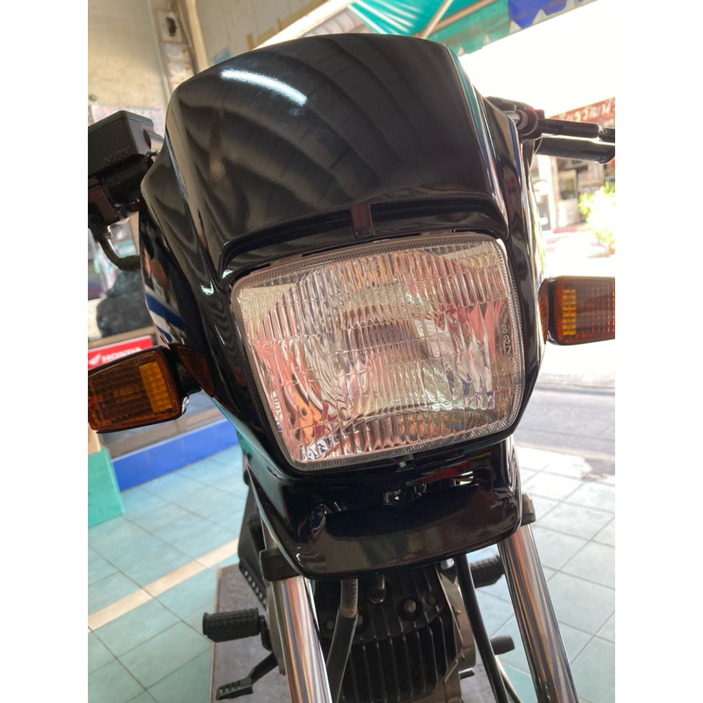 น๊อตสกรู ยึดหน้ากากหน้าตัวล่าง โนวา Nova,Cela,Tena110 2T (แท้ศูนย์ฮอนด้า) 90115-KW7-900