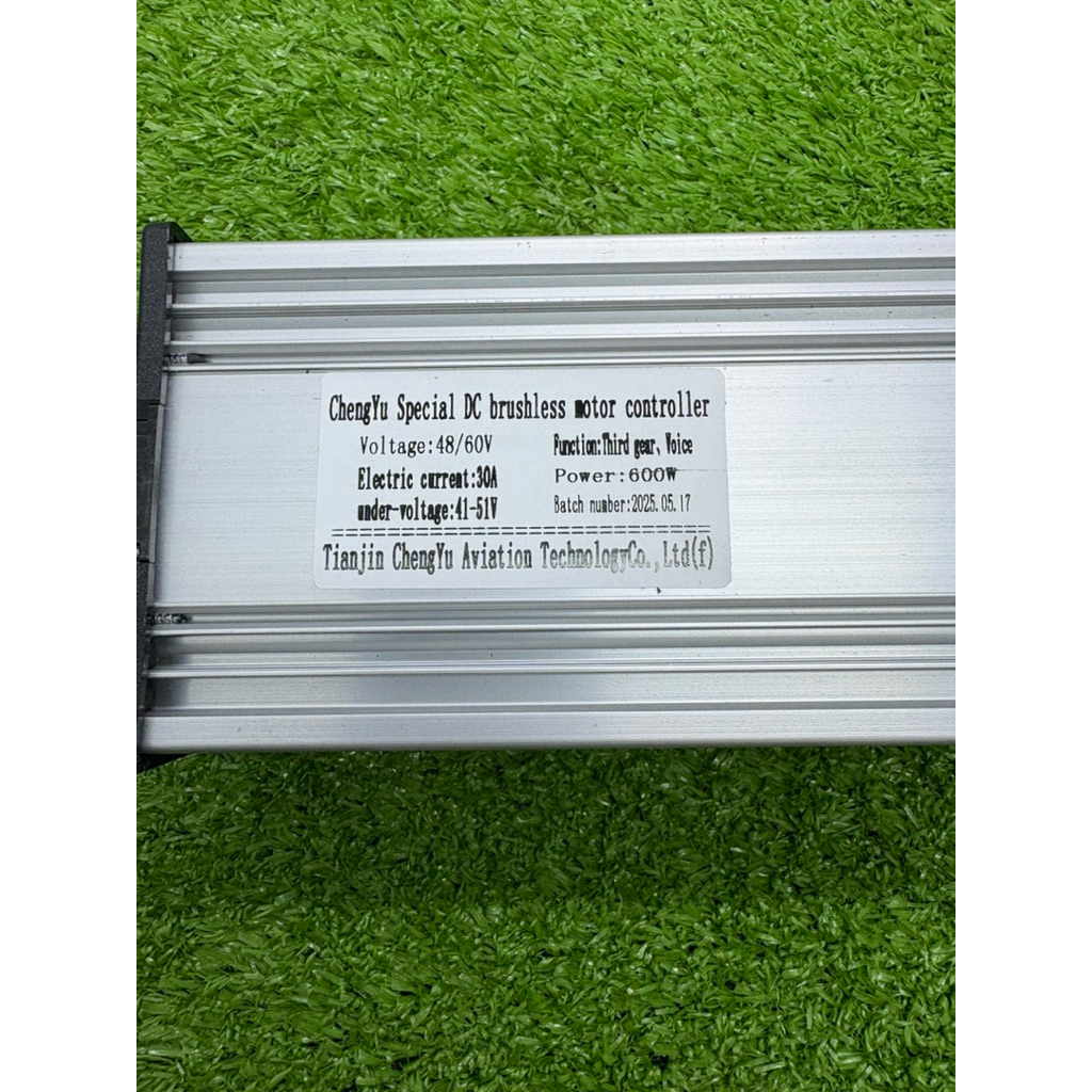 กล่องควบคุมมอเตอร์รถไฟฟ้า48v-60v600watt