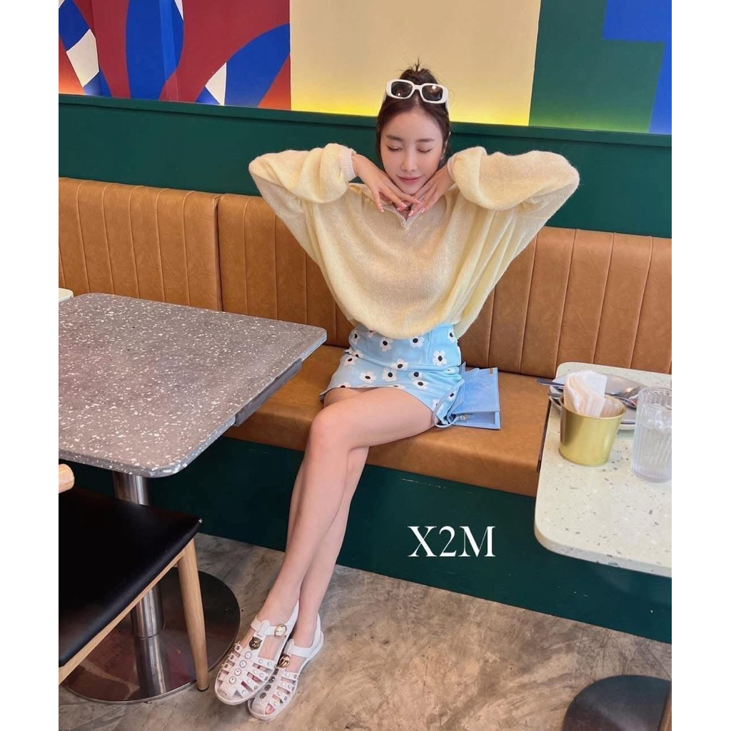 X2MARKET - เสื้อไหมพรม oversize + กระโปรง