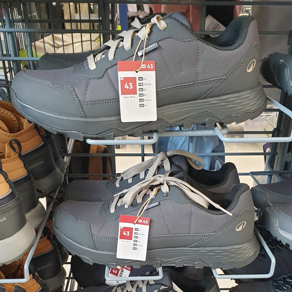 DECATHLON | รองเท้าเดินป่ากันน้ำสำหรับผู้ชาย QUECHUA รุ่น NH100