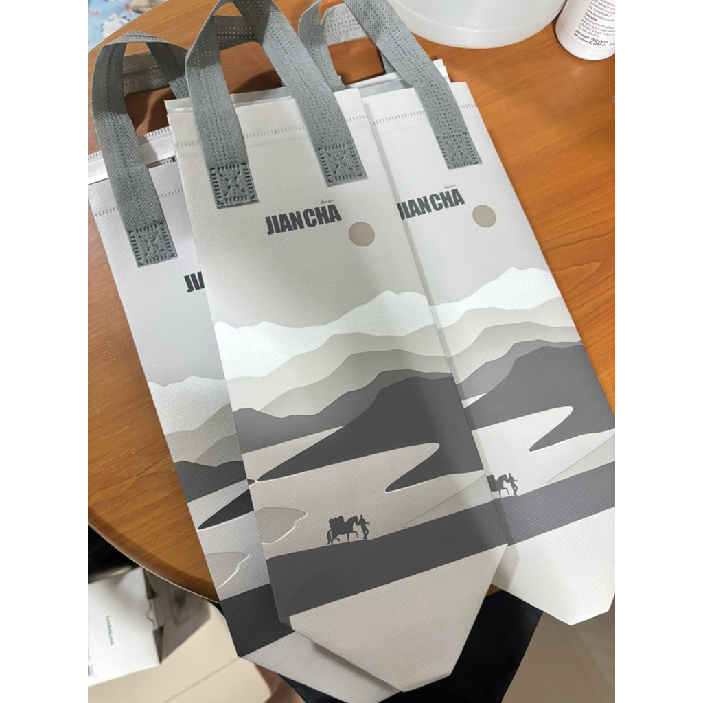 ถุงเก็บความเย็น สำหรับใส่เครื่องดื่ม ยี่ห้อ JIAN CHA (เจี้ยนชา)
