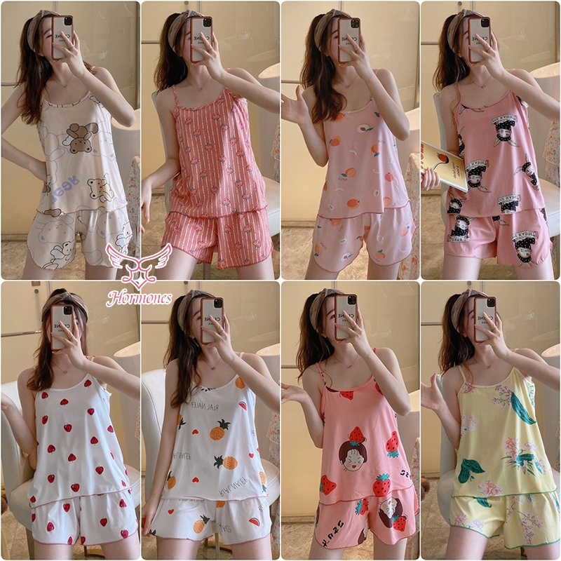 Hormones💞💞ชุดนอนผู้หญิง ชุดสองชิ้น ชุดนอนสายเดี่ยว ลายการ์ตูน ทรงหลวม ใส่สบาย ชุดอยู่บ้าน หลากหลายสไตล์