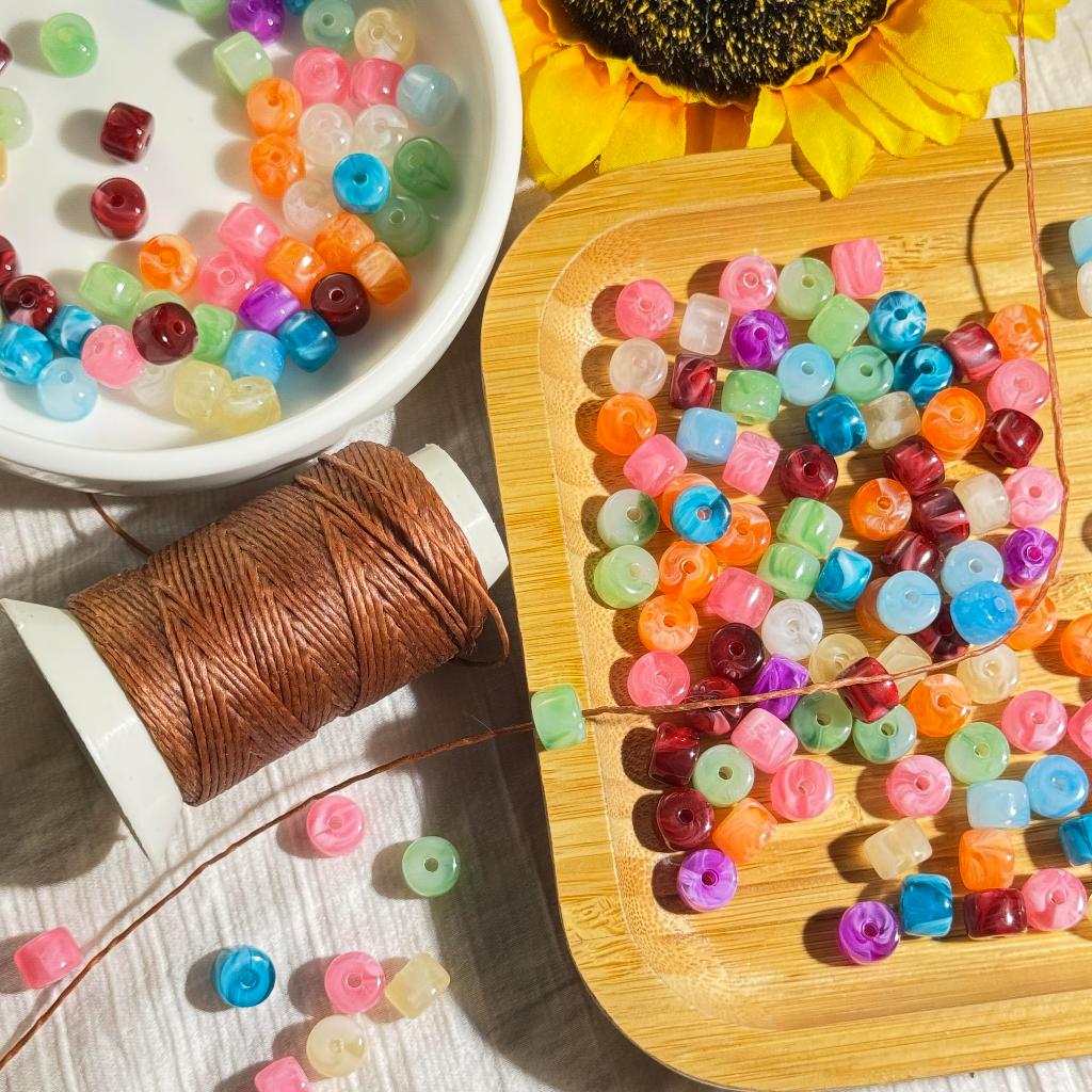 ลูกปัดอะคริลิคกระบอกสั้น กลมแบนคละสี ขนาด 8 มิล 20 ชิ้น DIY