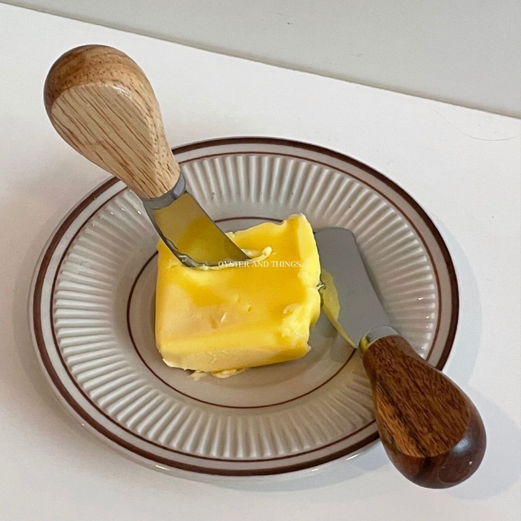 New 🧈 Butter knife wood handle | มีดทาเนยด้ามไม้ | Oyster and Things.