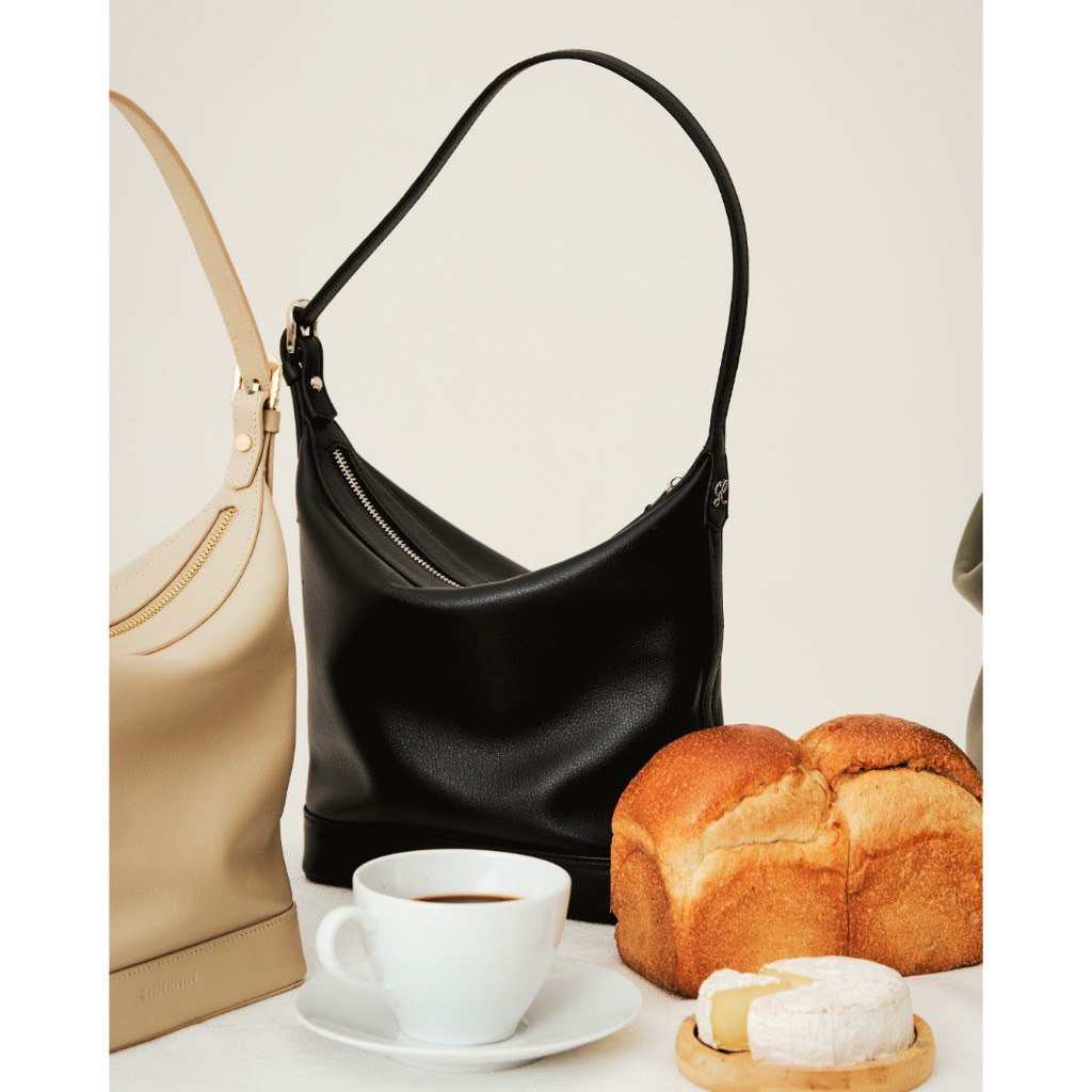 กระเป๋าสะพาย CHNiiNin - Hannam