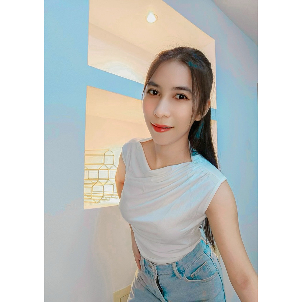 เสื้อปาดไหล่แขนกุด ย่นข้างหน้า (ดำ ขาว น้ำตาล) - รูปที่ 3