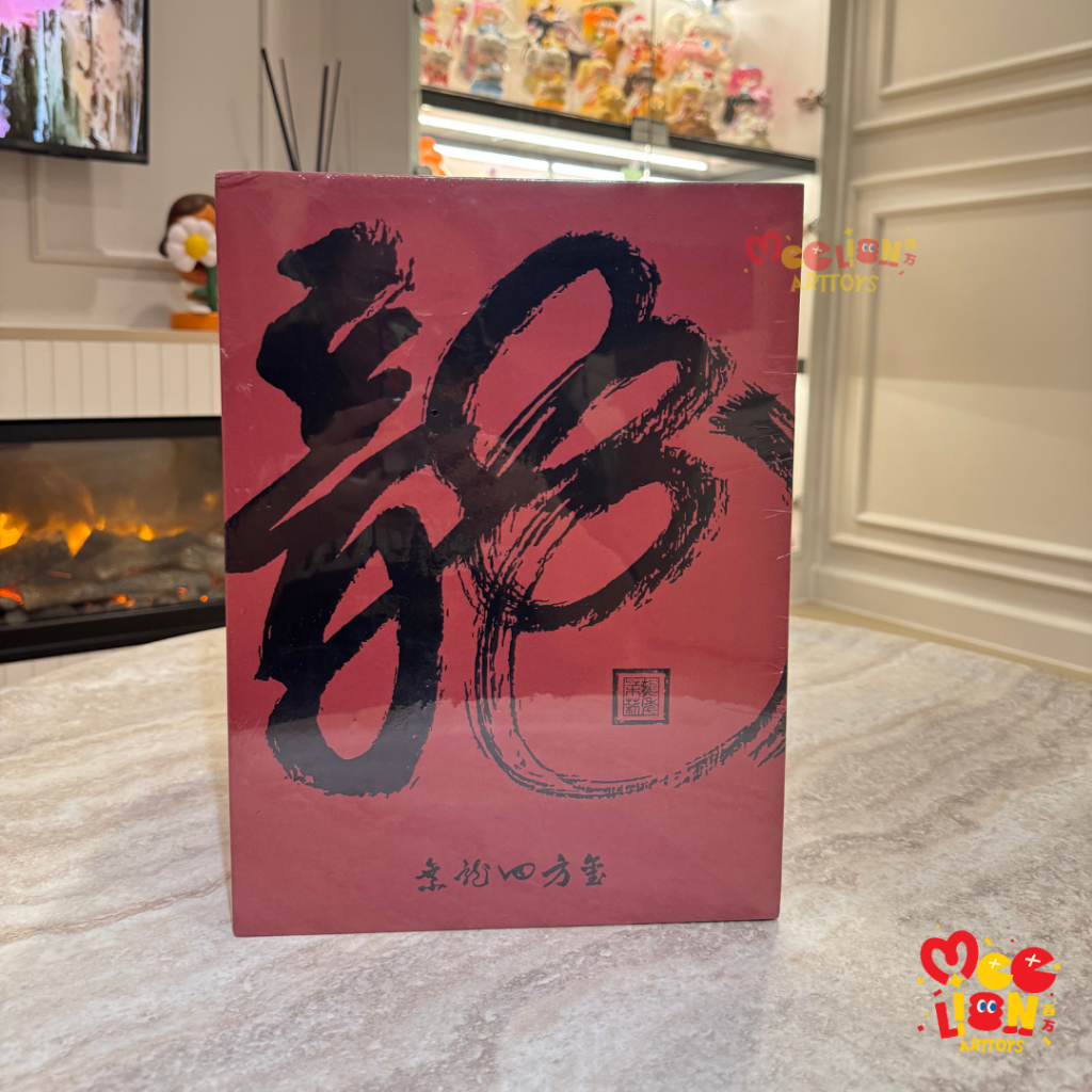 [Pre-Order] MOLLY 18th Anniversary Statue - Riding Dragon Square Seal | Red