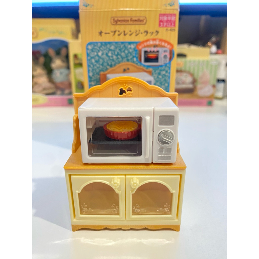 มือสอง  สภาพ 99% Sylvanian Families Microwave set