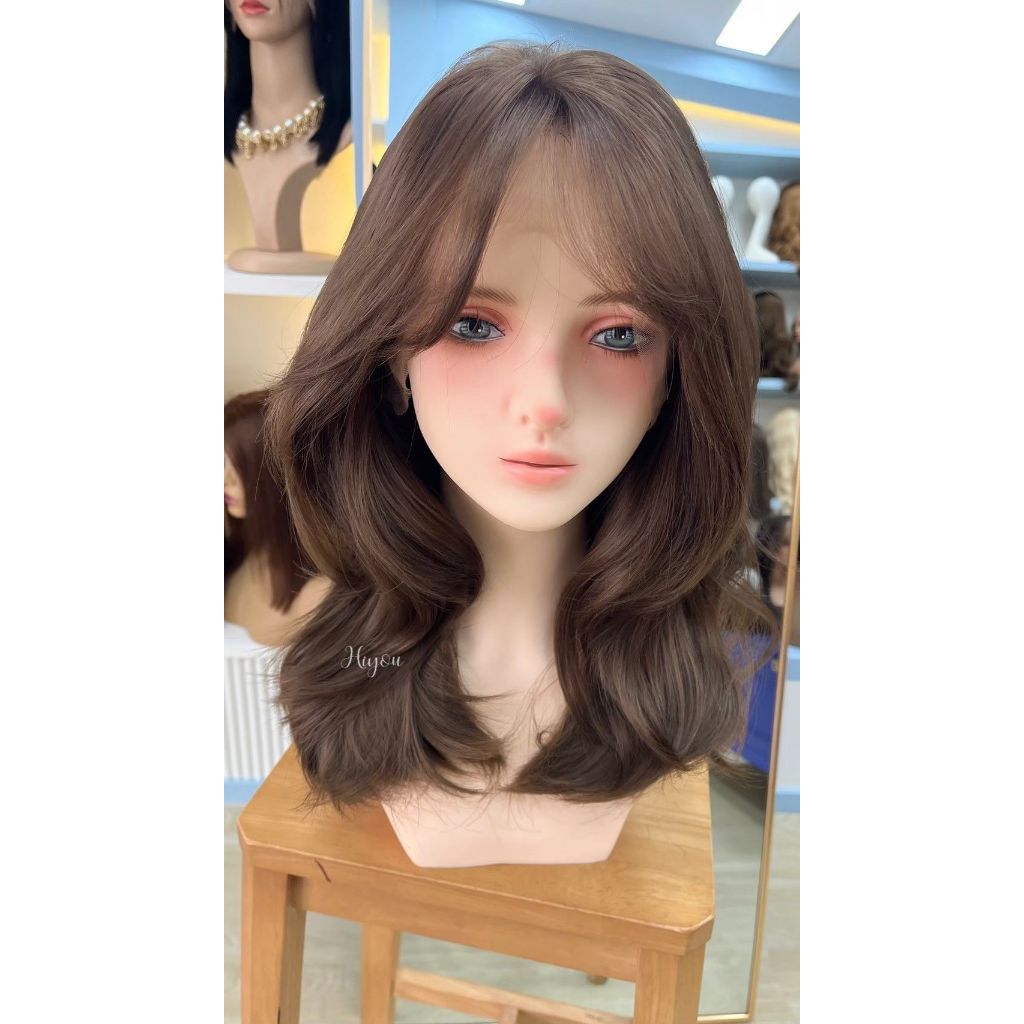 วิกทอมือ ทรง​Korea Style ลอนคลายหน้าม้าซีทรู