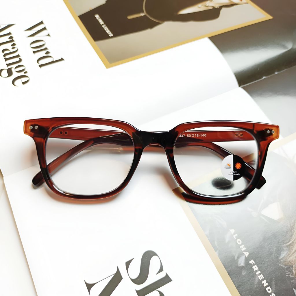 Photochromic glasses แว่นกรองแสงสีฟ้าเลนส์ออโต้ออกแดดเปลี่ยนสีกรอบเหลี่ยมมุมมนทรงเนิร์ด