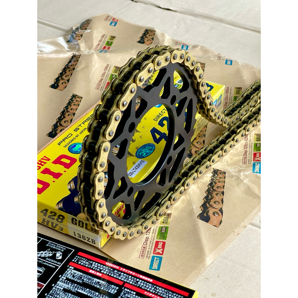 โซ่428(มีโอริง)ทองพร้อมข้อต่อโซ่136ข้อ