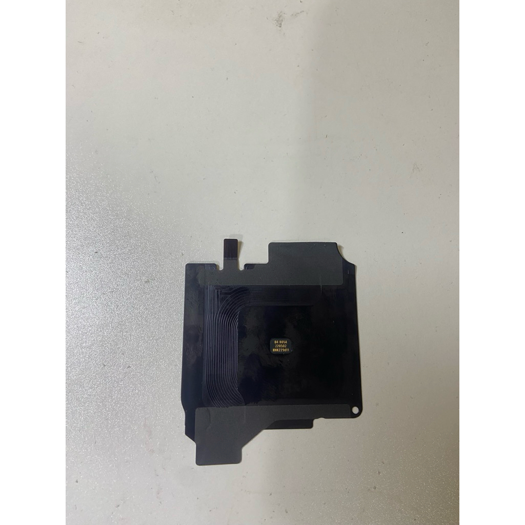 อะไหล่มือถือ แท้ ถอดจากเครื่อง รุ่น Samsung Galaxy Z Flip 4 มีหลายชิ้นส่วน พร้อมส่งค่ะ