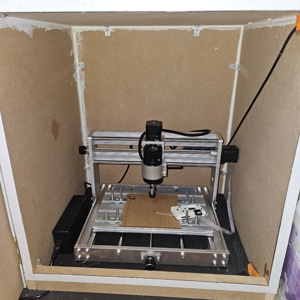 cnc mini เครื่อง cnc pro สำหรับงาน 18*30 cm.