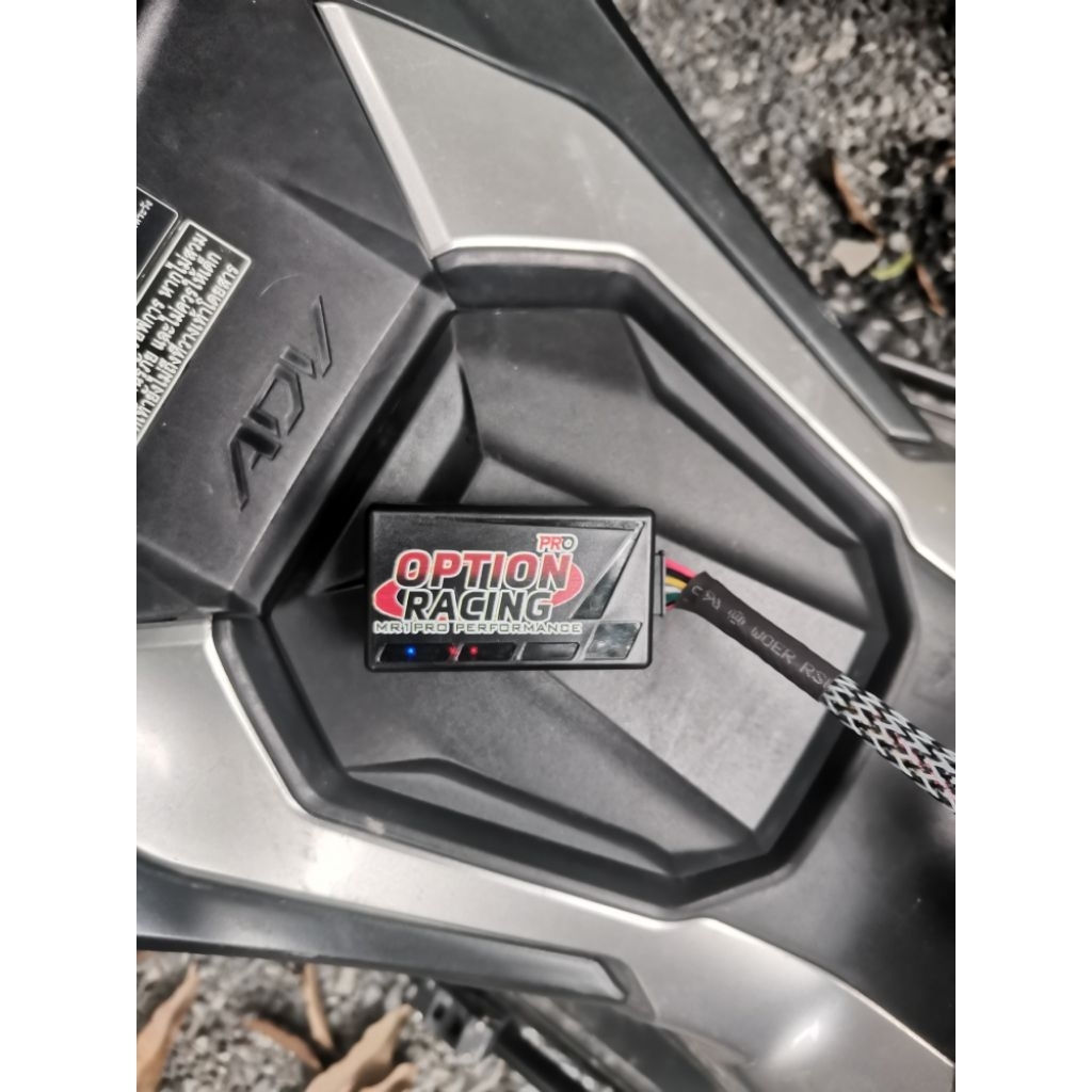 กล่อง MR1 Option racing pro สำหรับมอเตอร์ไซค์ (เป็นสินค้ามือ 2 ใช้งานได้ปกติ)