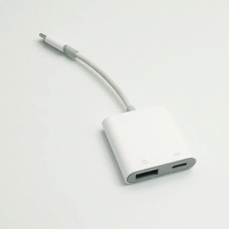 IP-2in1 PD / LT + USB3.0 สามารถใช้สําหรับการชาร์จโทรศัพท์มือถือการส่งข้อมูลคอมพิวเตอร์ดิสก์ U แป้นพิมพ์และเมาส์
