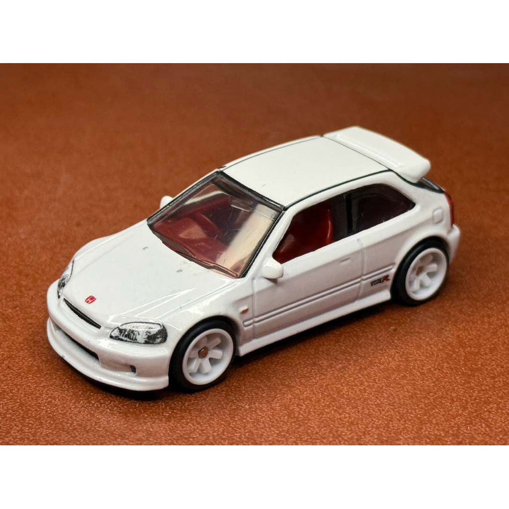 Hotwheels Premium 1:64  99 Honda Civic Type R (EK9) นอกแพ็ค