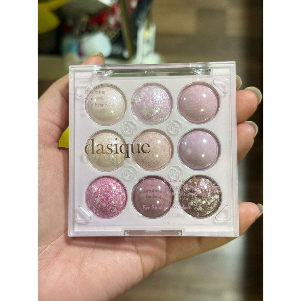 Dasique eyeshadow palette #20 blueberry sorbet