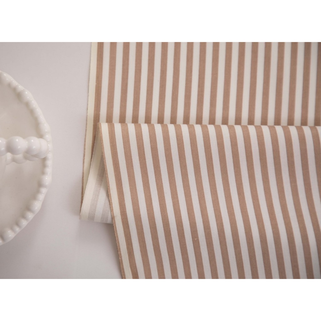 ผ้าคอตตอน 100% คอตตอนทอทวิล ผ้าเมตร ตัดขายเป็นเมตร ผ้าหน้ากว้าง 1.6 เมตร พิมพ์ลาย Dinosaur