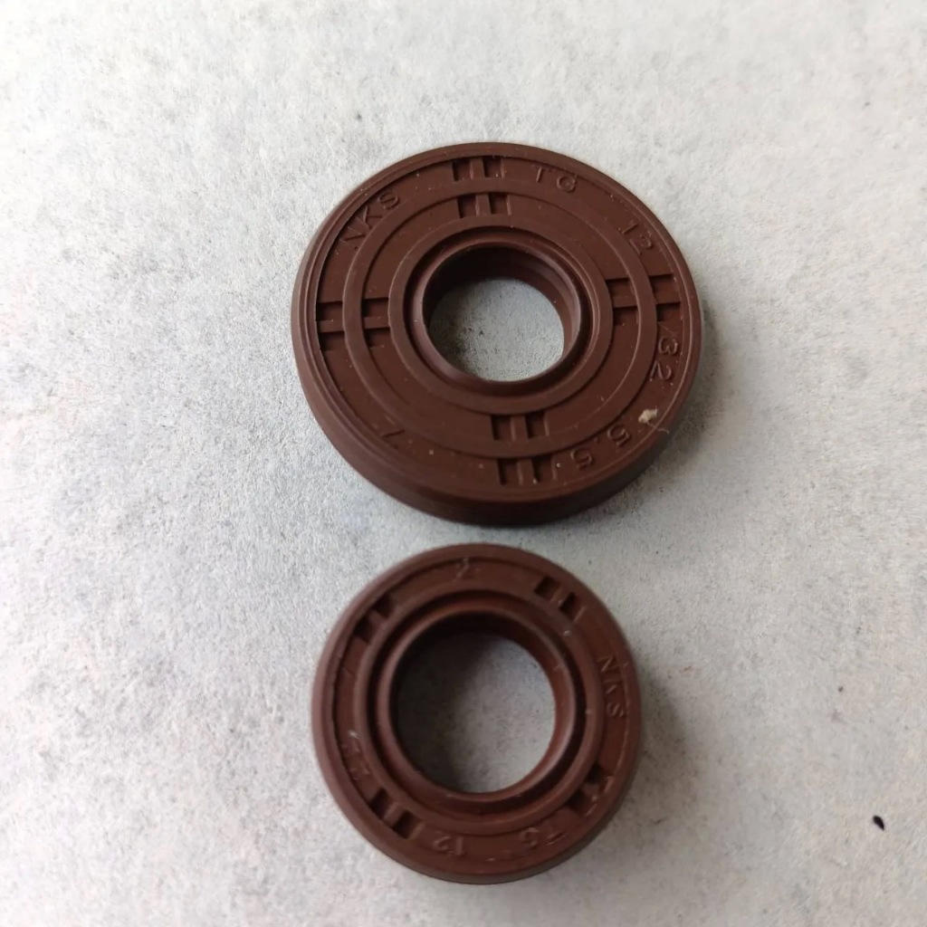 ซีลข้อเหวี่ยง488แท้ นิวเวส 488 488พลัส  SUPRE เลื่อยยนต์ New west488/488plusแท้