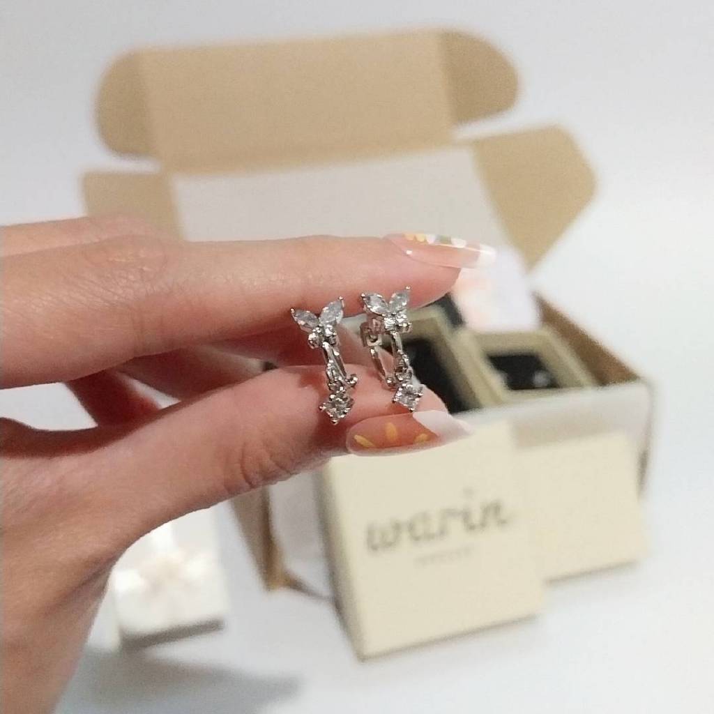 Warin Jewelry ต่างหูรุ่น Celestial Wings