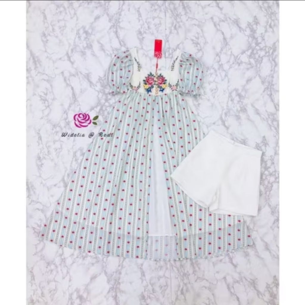 ชุดเซ็ท2ชิ้น เสื้อยาว ป้ายwidelia@real sz.M