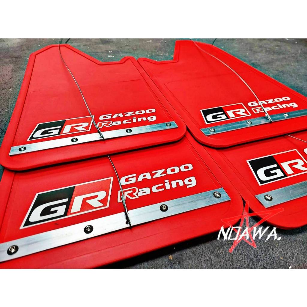 บังโคลนรถยนต์ สีแดงสว่าง GR GAZOO เพลทเงิน