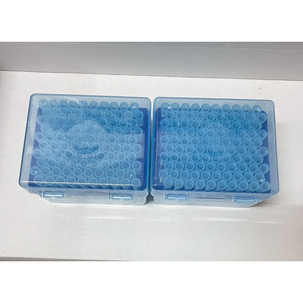 Pipett tip box, 1000ul.(ทิปสีฟ้าแบบบรรจุกล่อง)ยี่ห้อ AXYGEN