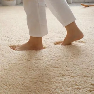 【พรมปูพื้น ขนสั้น】พรมปูพื้น ผ้ากำมะหยี่ พรมขนสั้นเหมาะสำหรับตกแต่งบ้าน ขนหนานุ่ม ไม่เป็บขุย ไม่หลุดง่าย