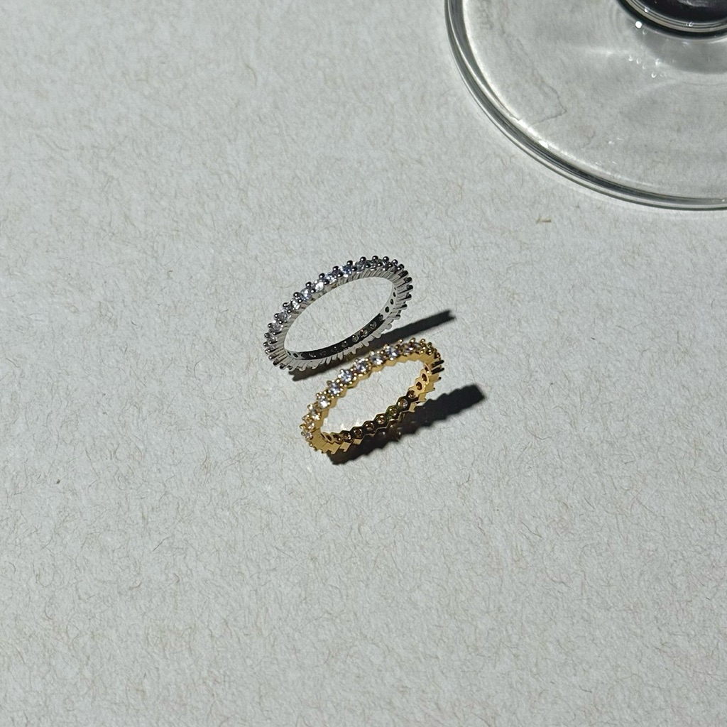 Socrush.bkk | IRIS mini round gem ring | SR-011 | แหวนเพชร คลาสสิค