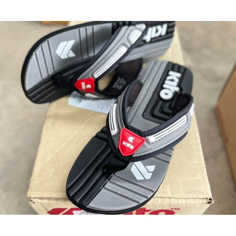 Kito รองเท้าแตะหูหนีบเด็ก รุ่น KT-EC4815 Size 31-35 มีบริการส่งด่วน